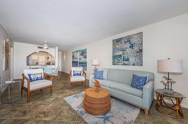 Building Photo - 6291 Bahia Del Mar Cir N