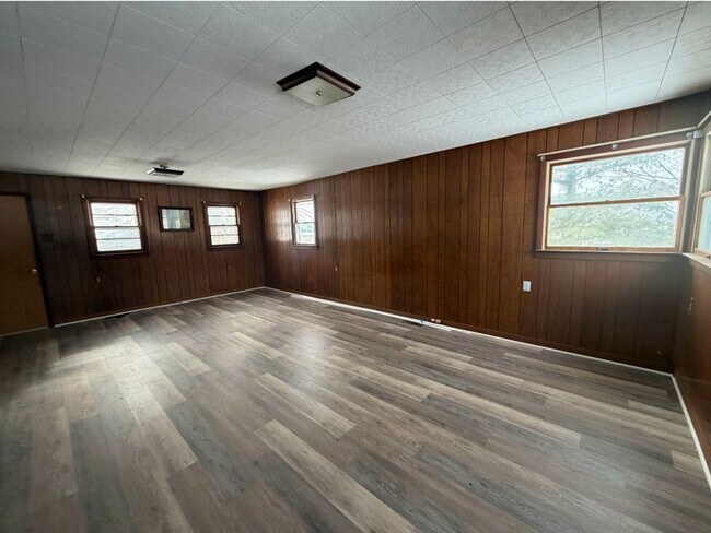 Building Photo - 2147 TN-75