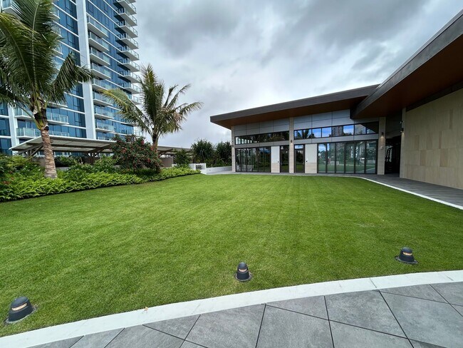 Building Photo - 1515 Liona St