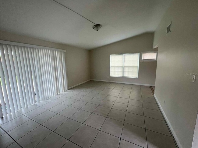 Building Photo - 5825 Forest Grove Blvd