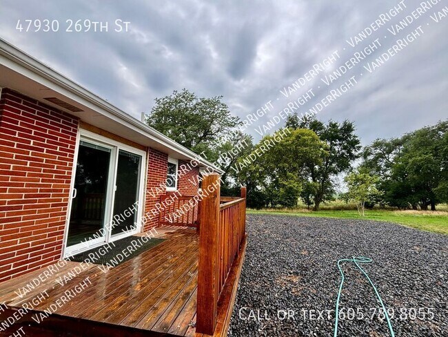 Building Photo - 47930 269th St