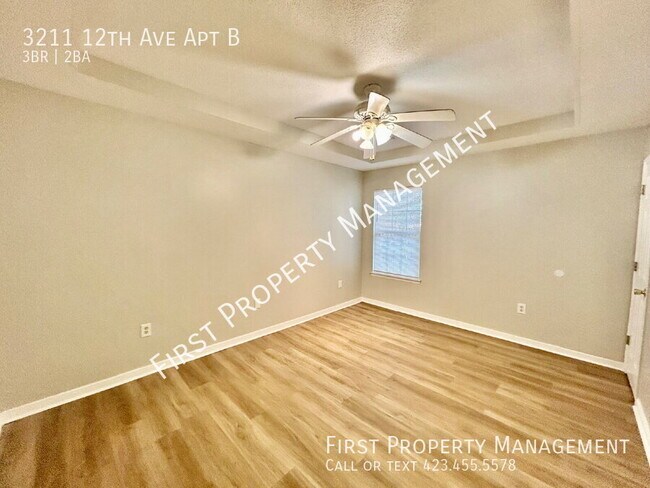 Building Photo - 3211 12th Ave