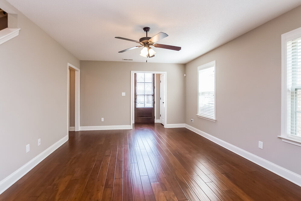 Building Photo - 1367 Arbor Lake Dr S