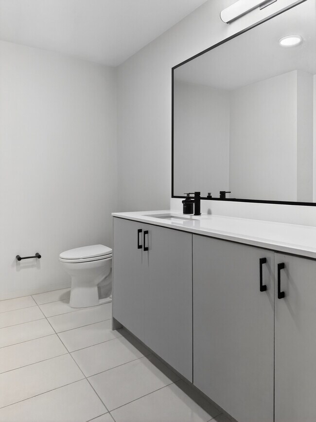 Building Photo - 88 E Wacker Pl