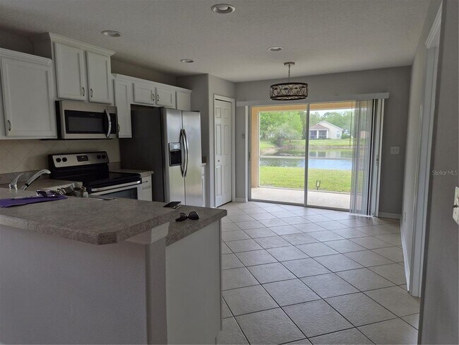 Building Photo - 6219 Blue Runner Ct