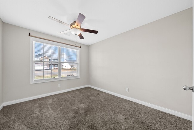 Building Photo - 1062 Whitney Dr