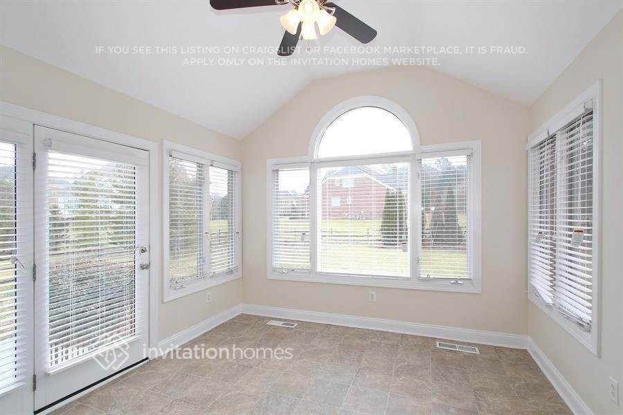 Building Photo - 5633 Legacy Cir
