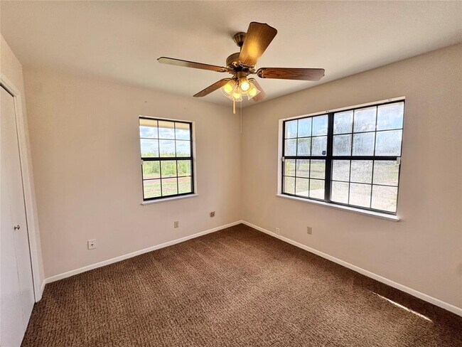 Building Photo - 18512 Carlson Ln