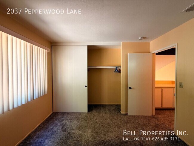 Building Photo - 2037 Pepperwood Ln