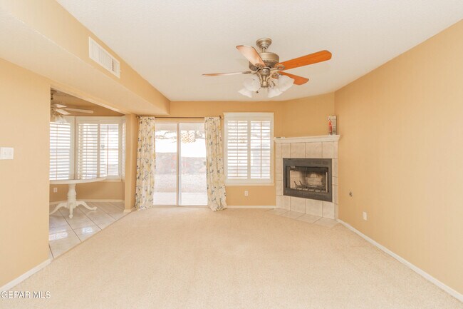 Building Photo - 1325 John Ring Ln