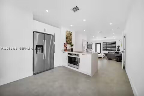 Building Photo - 315 NW 40th St