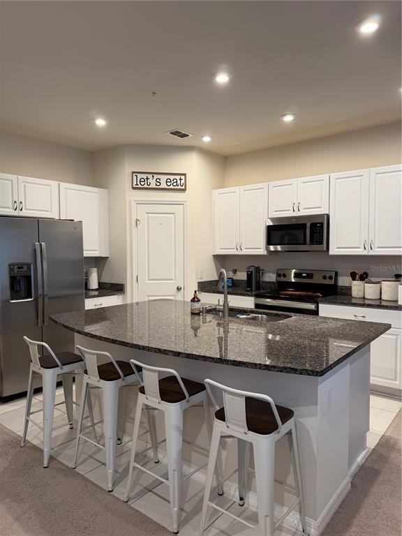 Building Photo - 10597 Salt Grove St