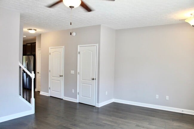 Building Photo - 162 Cedar Point Ln