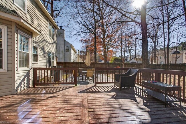 Building Photo - 307 Peachwood Ct