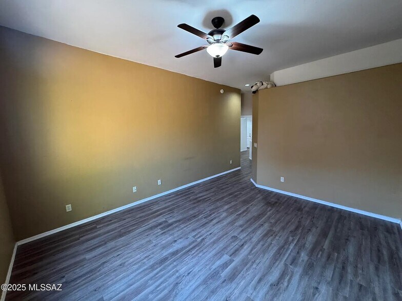 Building Photo - 7456 E Placita del Espiritu