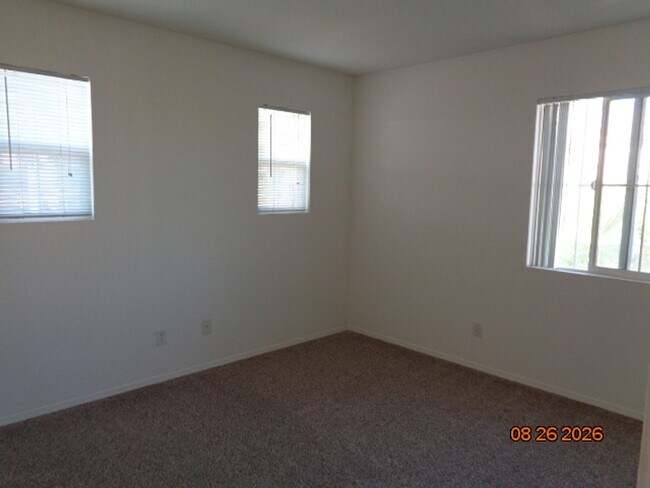 Building Photo - 6721 Princessa Dr