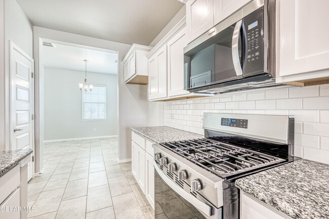 Building Photo - 916 Pettus Pl