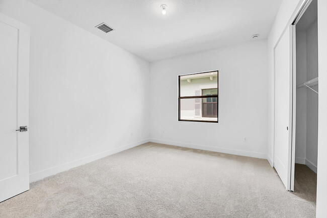 Building Photo - 13069 Feathering Wy
