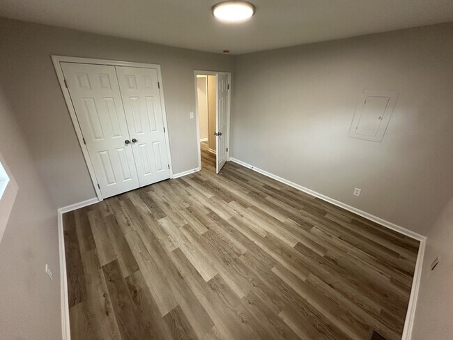 Building Photo - 116 N Tarver Ave