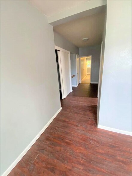 Building Photo - 145 Sharpe St
