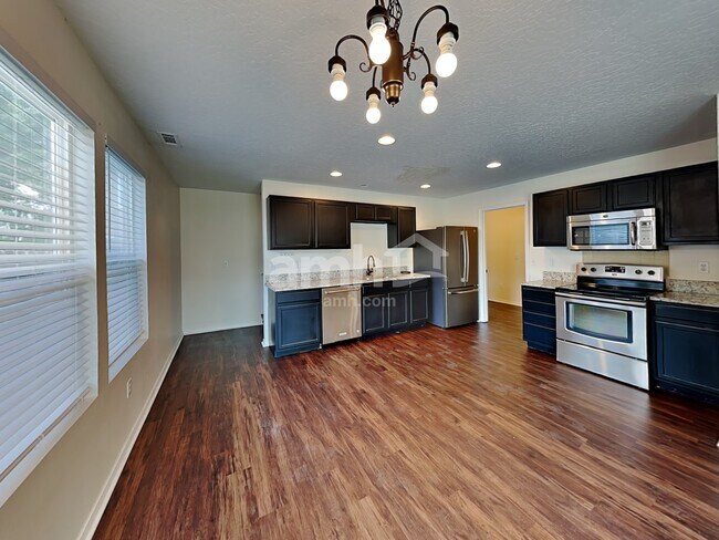 Building Photo - 6547 S Fairwind Pl