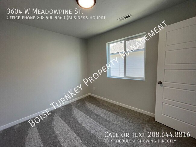 Building Photo - 3604 W Meadowpine St