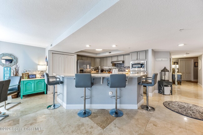 Building Photo - 121 Lancha Cir