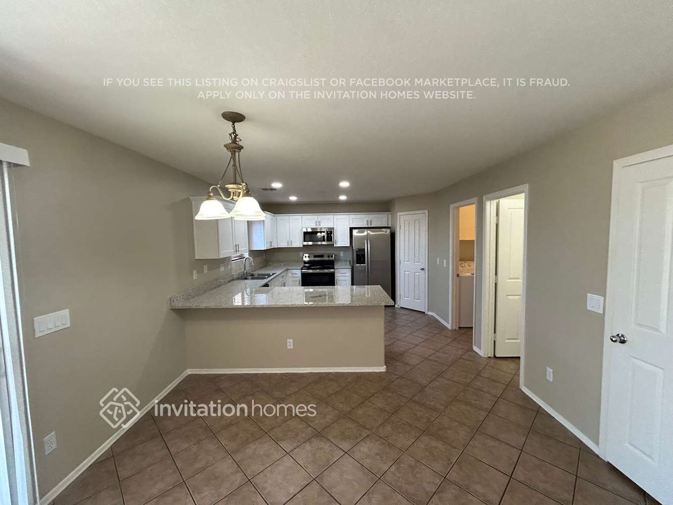 Building Photo - 6707 W Desert Ln