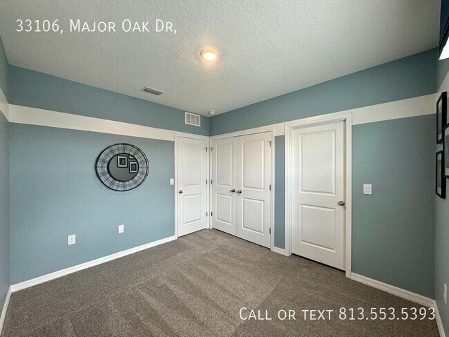 Building Photo - 33106 Major Oak Dr