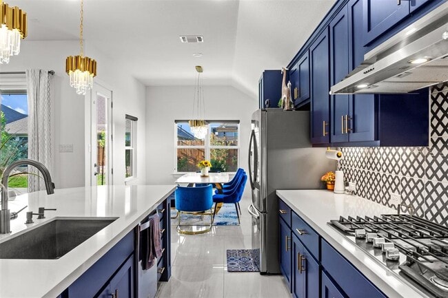 Building Photo - 3808 Sandhill Crane Dr