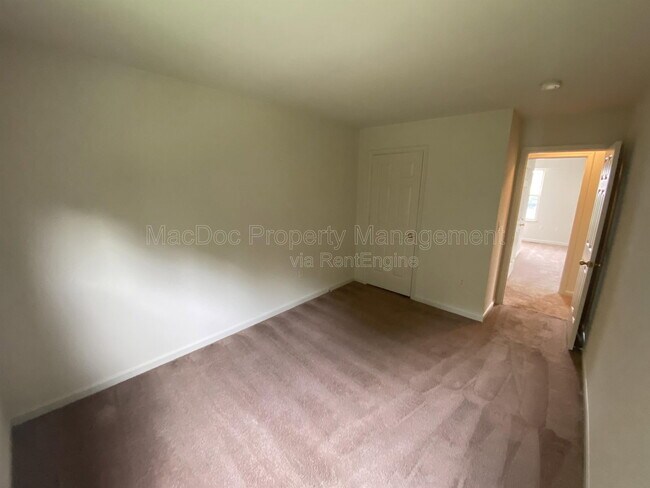 Building Photo - 10910 Coreys Way