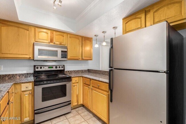 Building Photo - 3434 W Danbury Dr