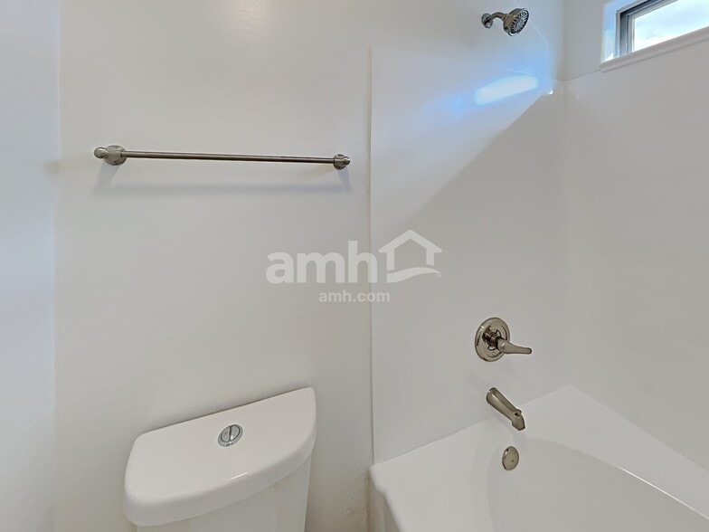 Building Photo - 2717 E Dust Devil Dr