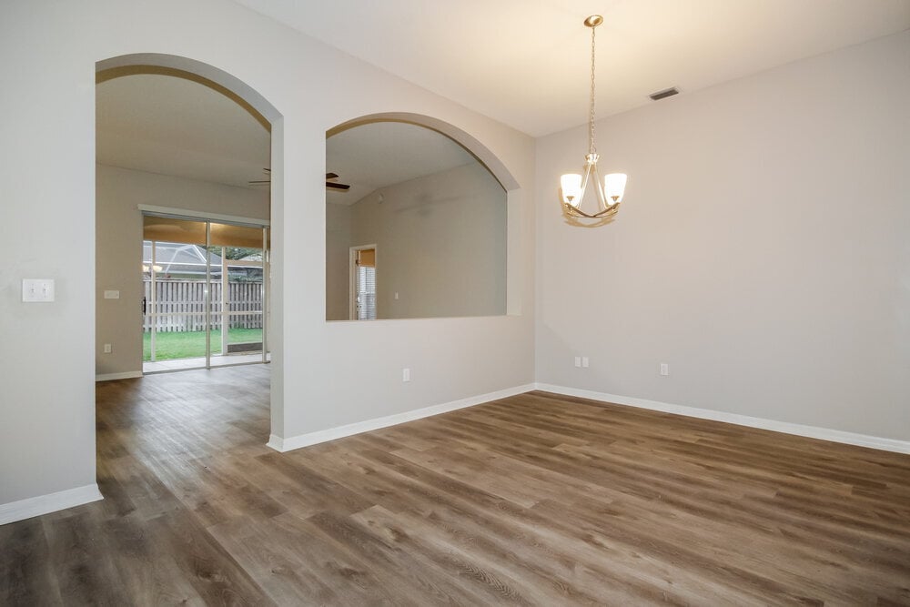 Building Photo - 9919 Stockbridge Dr
