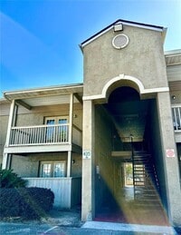 Building Photo - 435 Wymore Rd