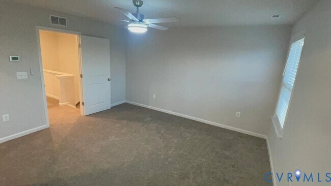 Building Photo - 5512 Wenrich Dr