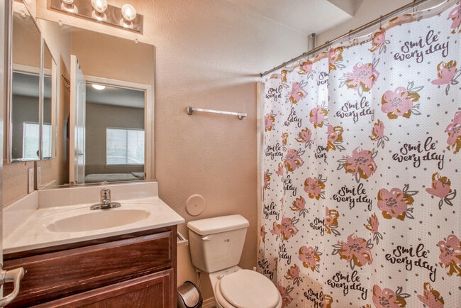 Building Photo - 14300 Gil Reyes Dr