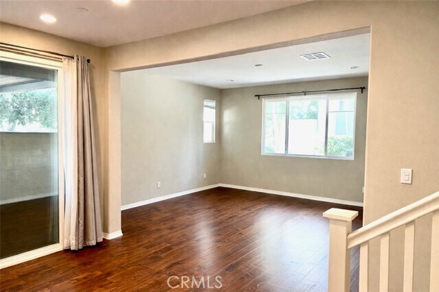 Building Photo - 1946 Canopy