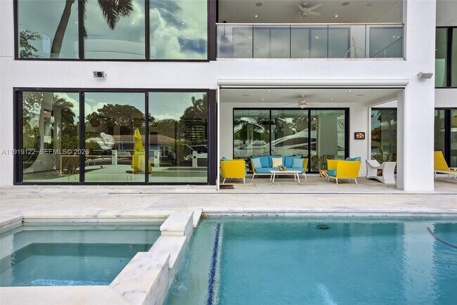 Building Photo - 401 Lido Dr