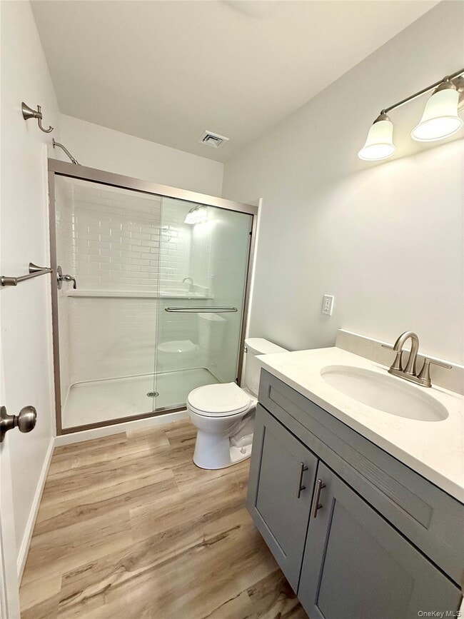 Building Photo - 728 US-6