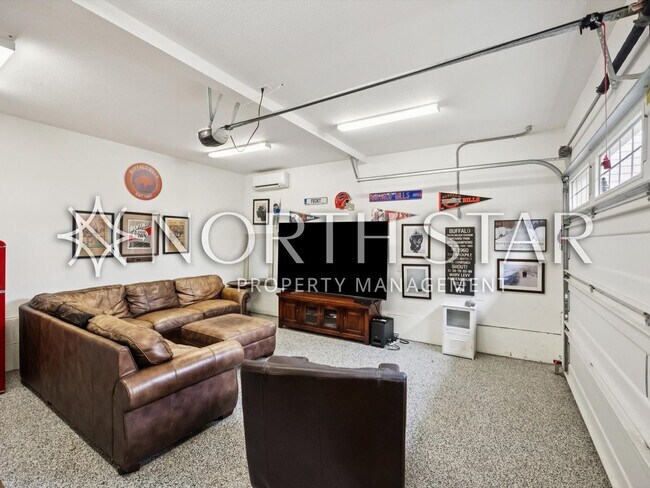 Building Photo - Exceptional Custom Home with Fully Appointed ADU in Prime John’s Landing Location