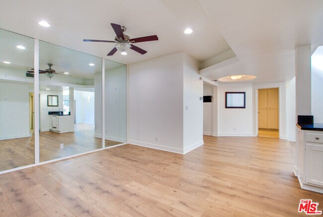 Building Photo - 1531 Camden Ave