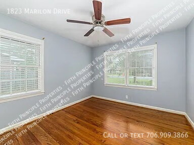 Building Photo - 1823 Marilon Dr