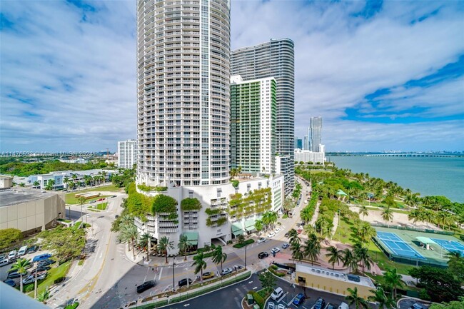 Building Photo - 1717 N Bayshore Dr