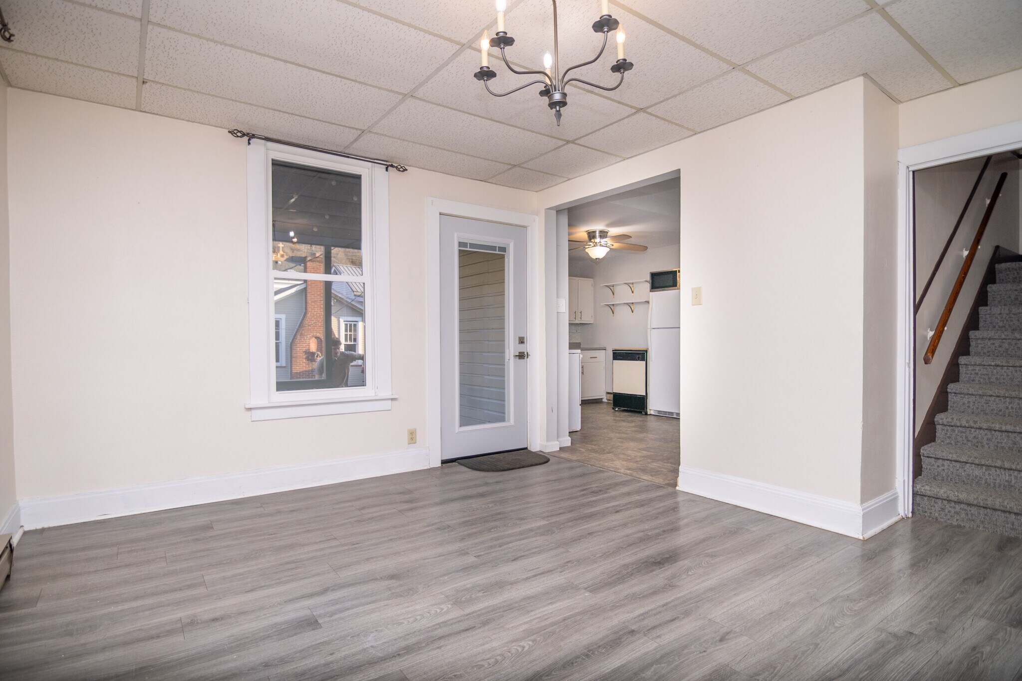 Building Photo - 163 S Park St