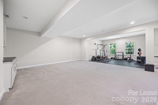 Building Photo - 415 Fischer Rd