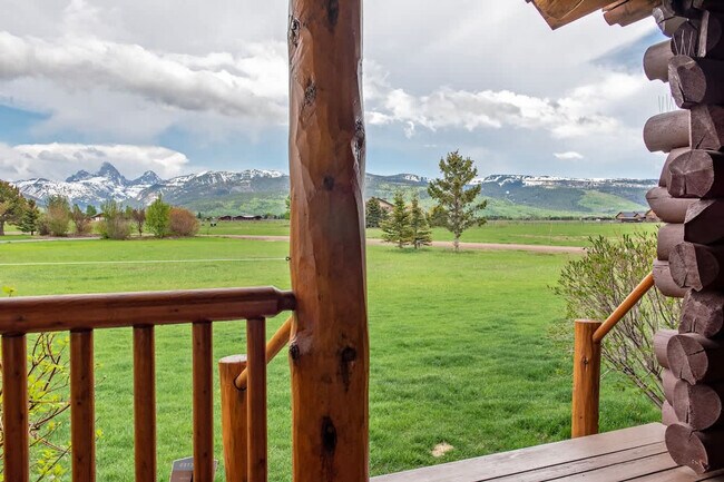 Building Photo - 2477 Middle Teton Rd