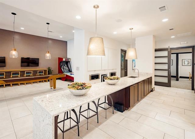 Building Photo - 10505 S I-35 Frontage Rd