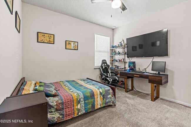 Building Photo - 1861 Amberly Dr