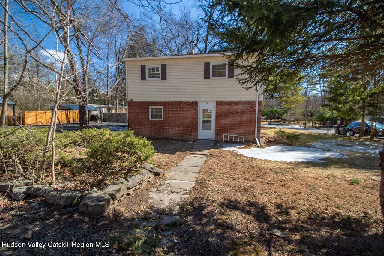 Building Photo - 39 Tannery Brook Rd